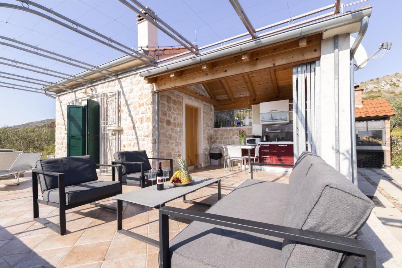 Holiday Home Olive シベニク エクステリア 写真